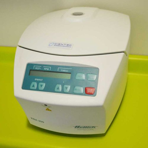 Centrifuga-EBA-200